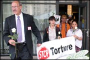 President Sinkford joins torture protest in DC